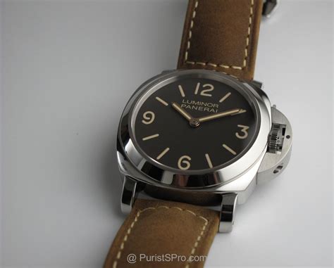 Panerai PAM 390 Special Edition Live Shots and more.